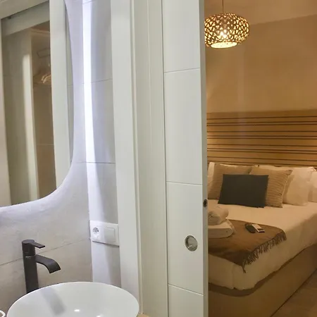 Victoria 75 Luxury Malaga